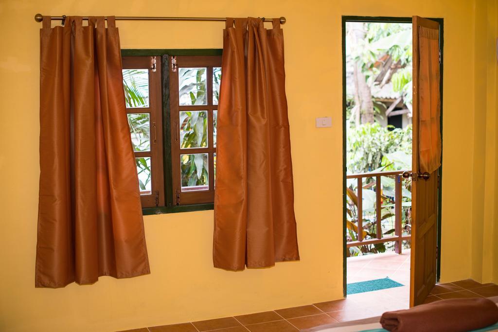 Janrassamee Home Stay Koh Chang Quarto foto